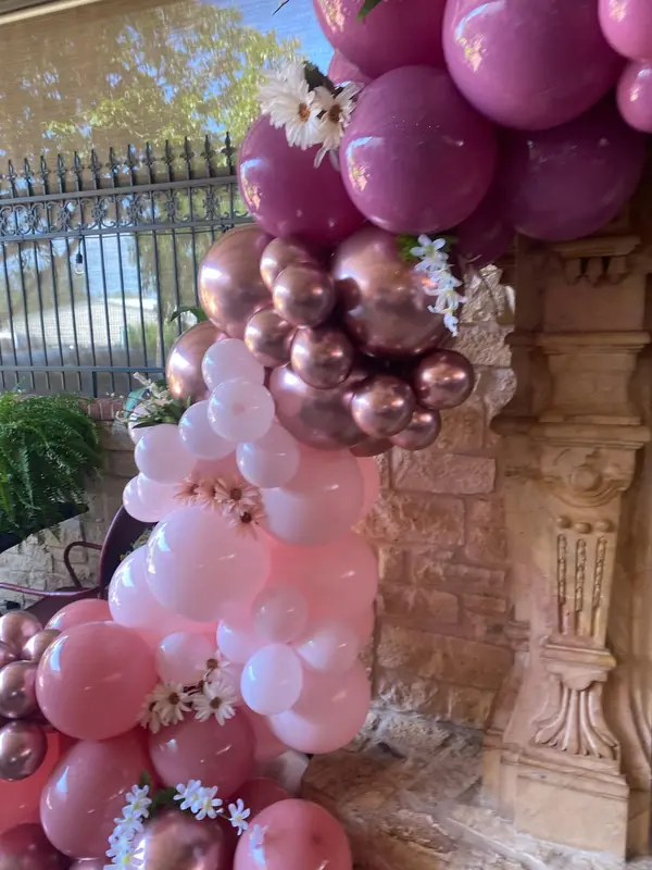 Pecan Creek Events balloon decor — photo 37