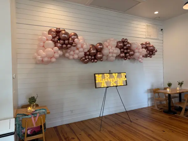 Pecan Creek Events balloon decor — photo 44