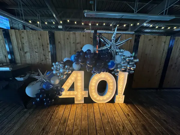 Pecan Creek Events balloon decor — photo 49