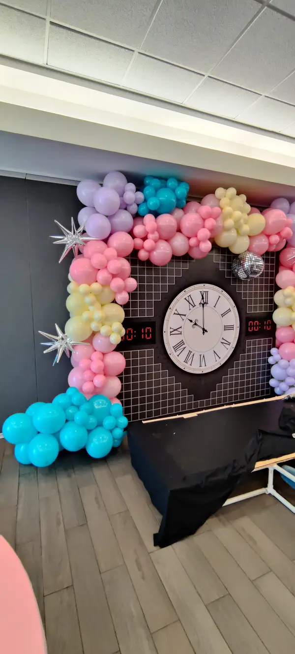 Pecan Creek Events balloon decor — photo 127