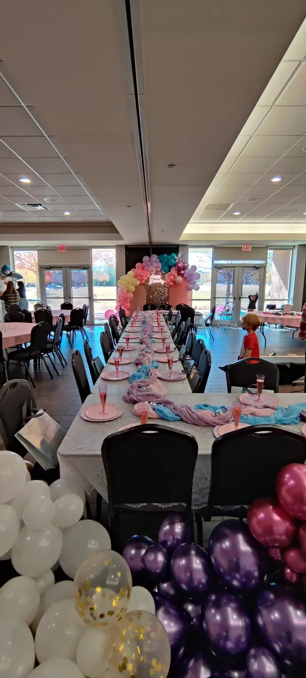 Pecan Creek Events balloon decor — photo 130