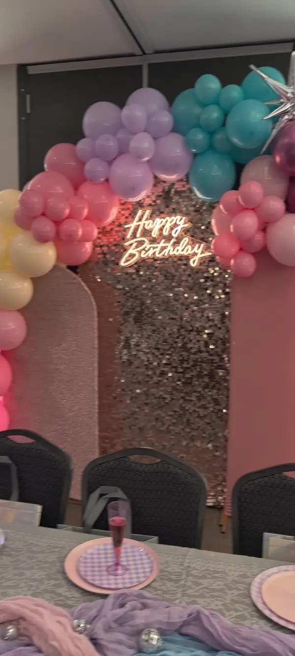 Pecan Creek Events balloon decor — photo 134