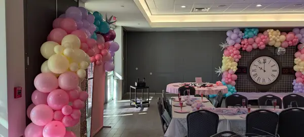 Pecan Creek Events balloon decor — photo 146
