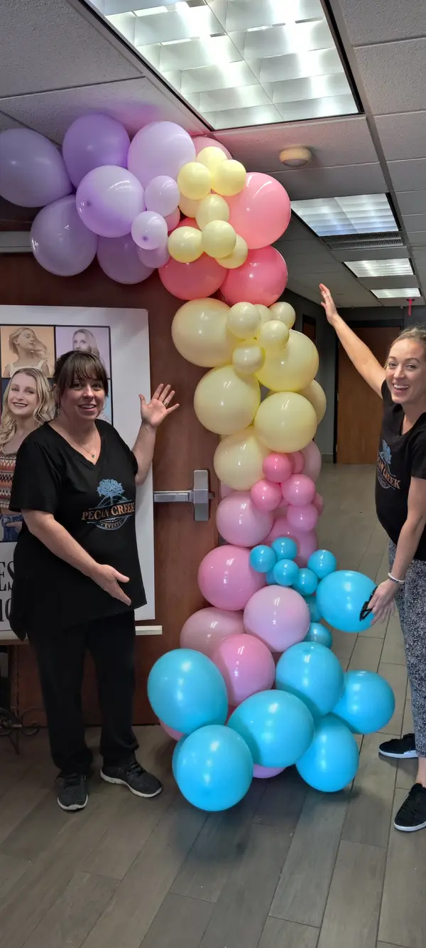 Pecan Creek Events balloon decor — photo 152