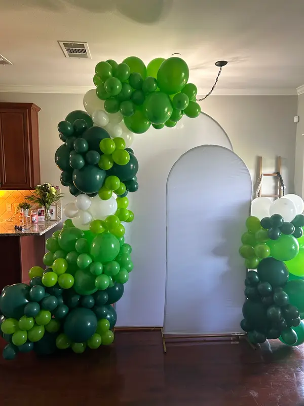 Pecan Creek Events balloon decor — photo 161