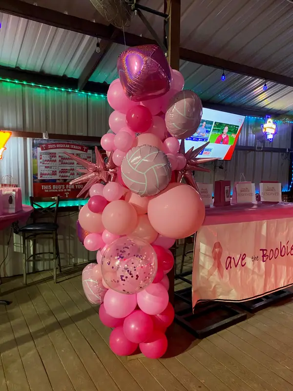 Pecan Creek Events balloon decor — photo 166