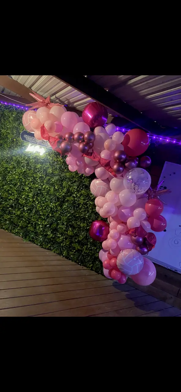 Pecan Creek Events balloon decor — photo 178