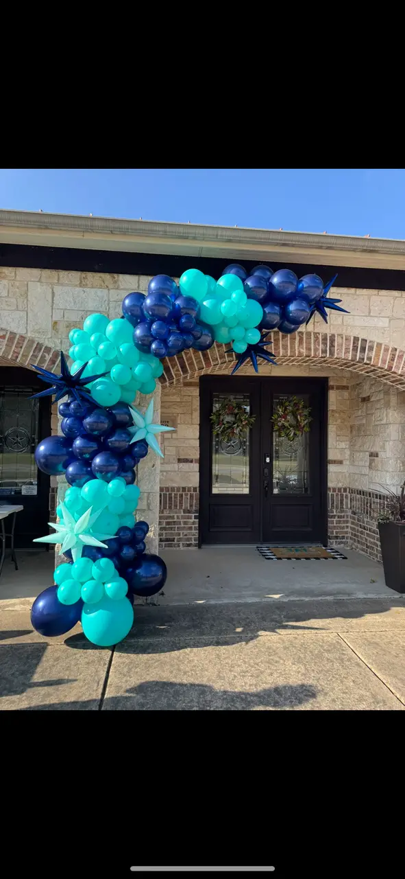 Pecan Creek Events balloon decor — photo 181