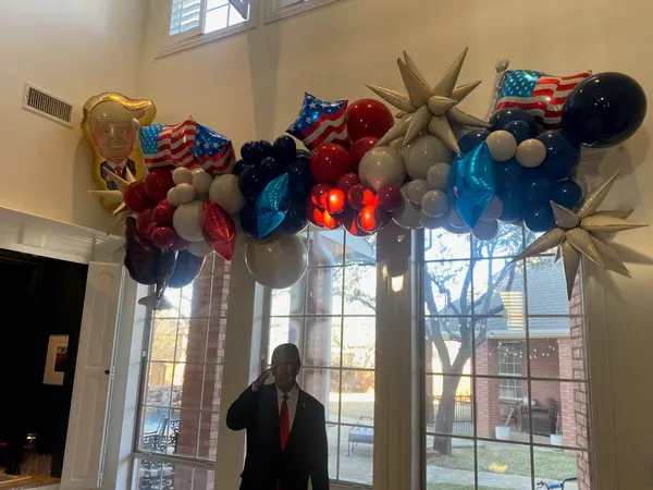 Pecan Creek Events balloon decor — photo 183